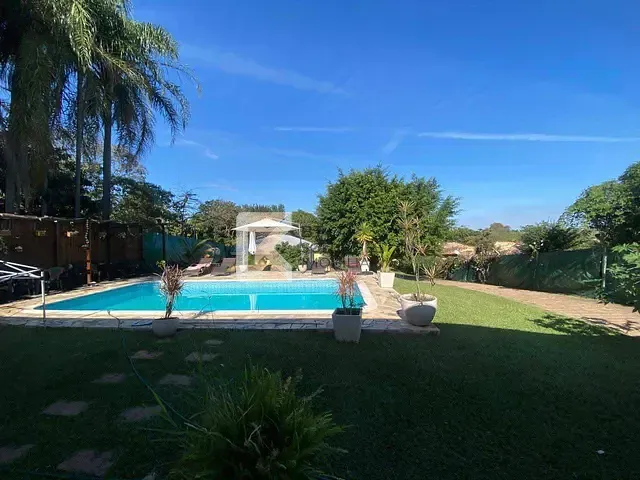 Chácara com 1500m² 5 quartos e 4 banheiros, à venda, no bairro Terras de Itaici em Indaiatuba