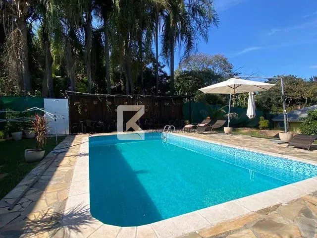 Chácara com 1500m² 5 quartos e 4 banheiros, à venda, no bairro Terras de Itaici em Indaiatuba