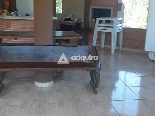 Chácara com 1100m² 3 quartos e 1 banheiro, à venda, no bairro Colônia Dona Luíza em Ponta Grossa
