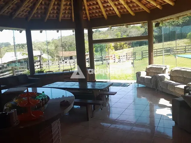 Chácara com 1100m² 3 quartos e 1 banheiro, à venda, no bairro Colônia Dona Luíza em Ponta Grossa