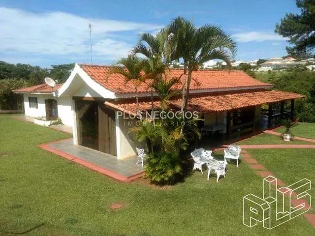 Chácara com 7000m² 5 quartos e 6 banheiros, à venda, no bairro Capoavinha em Votorantim