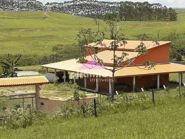 Chácara com 5000m², à venda, no bairro Marambaia em Caçapava