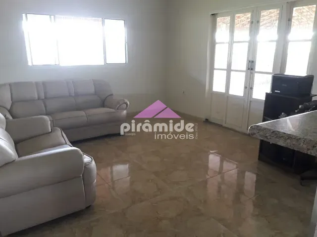 Chácara com 5000m², à venda, no bairro Marambaia em Caçapava