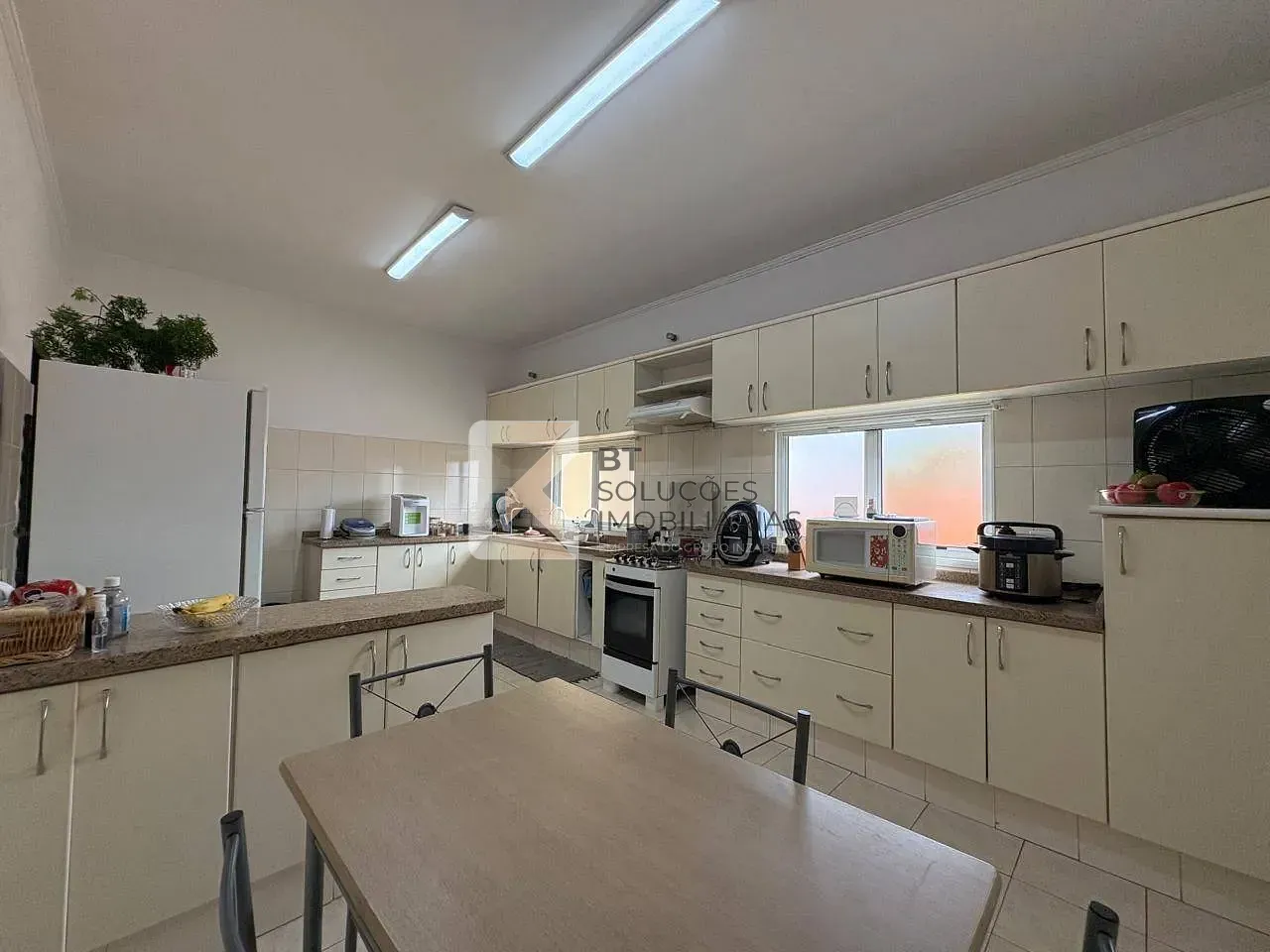 Sítio, 3 quartos, 1000 m² - Foto 18