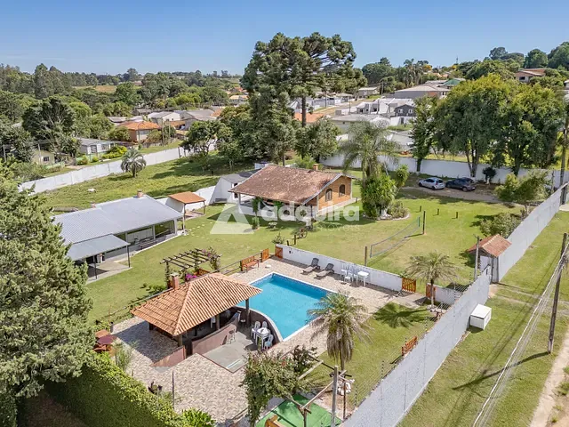 Chácara com 2100m² 2 quartos e 2 banheiros, à venda, no bairro Uvaranas em Ponta Grossa