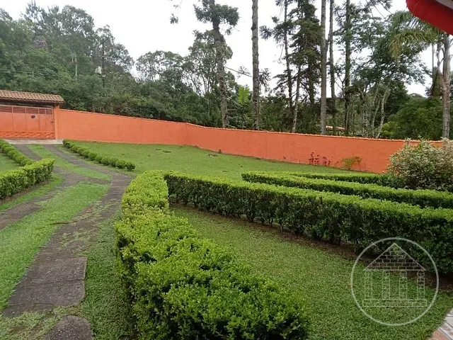 Chácara com 2145m² 3 quartos e 3 banheiros, à venda, no bairro Engenheiro Marsilac em São Paulo