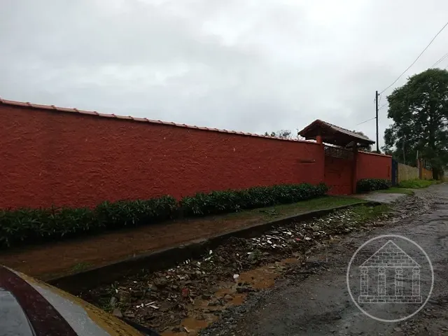 Chácara com 2145m² 3 quartos e 3 banheiros, à venda, no bairro Engenheiro Marsilac em São Paulo
