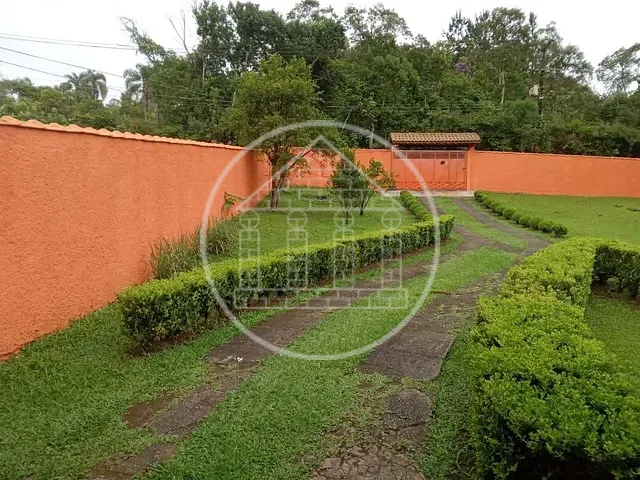Chácara com 2145m² 3 quartos e 3 banheiros, à venda, no bairro Engenheiro Marsilac em São Paulo