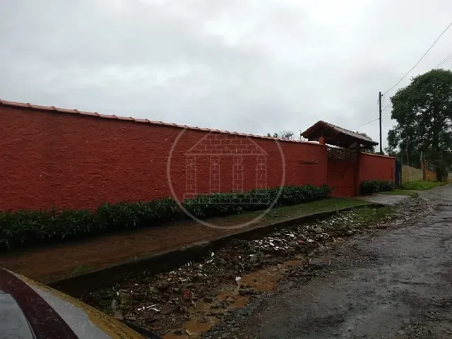 Chácara com 2145m² 3 quartos e 3 banheiros, à venda, no bairro Engenheiro Marsilac em São Paulo