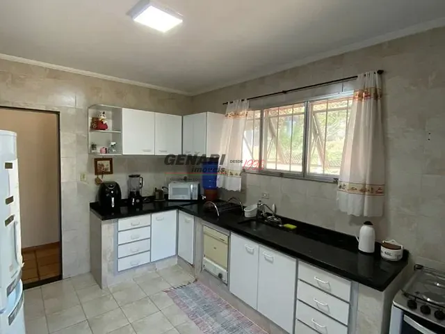 Chácara com 3000m² 3 quartos e 2 banheiros, à venda, no bairro Colinas do Mosteiro de Itaici em Indaiatuba