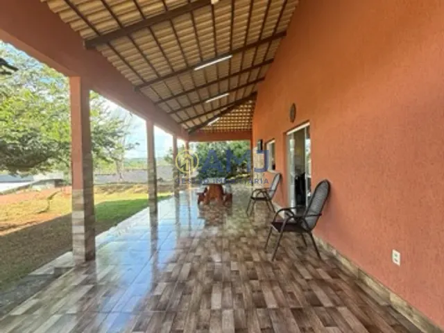Chácara com 1200m² 3 quartos e 2 banheiros, à venda ou para alugar, no bairro Countryville em Hidrolândia