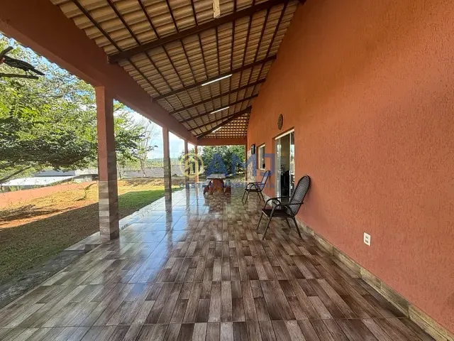 Chácara com 1200m² 3 quartos e 2 banheiros, à venda ou para alugar, no bairro Countryville em Hidrolândia