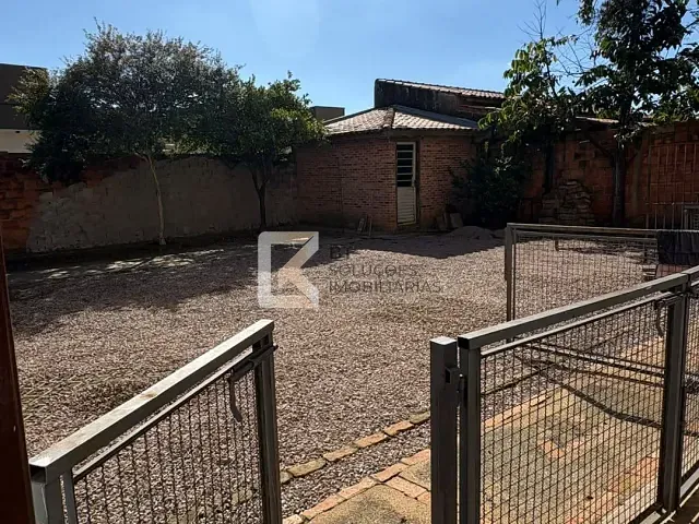 Chácara com 1050m² 4 quartos e 3 banheiros, à venda, no bairro Colinas de Indaiatuba em Indaiatuba