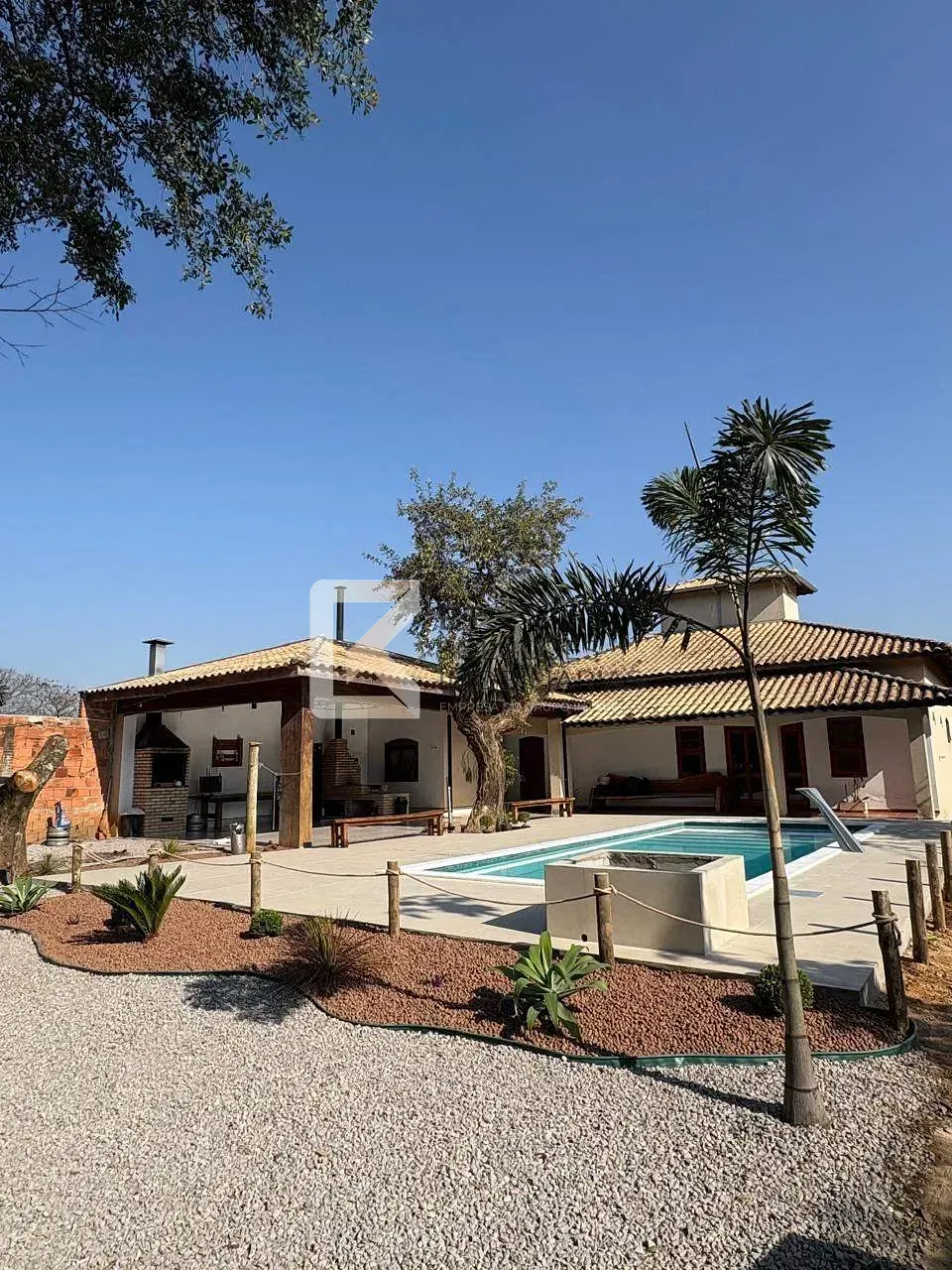 Sítio, 4 quartos, 1050 m² - Foto 3