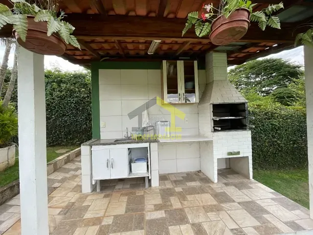 Chácara com 1000m² 5 quartos e 6 banheiros, à venda, no bairro Jardim Leonor em Itatiba