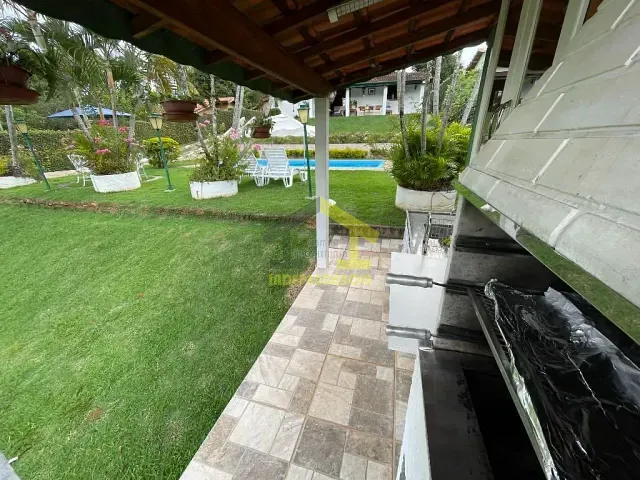Chácara com 1000m² 5 quartos e 6 banheiros, à venda, no bairro Jardim Leonor em Itatiba