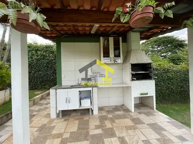 Chácara com 1000m² 5 quartos e 6 banheiros, à venda, no bairro Jardim Leonor em Itatiba