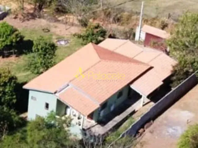 Chácara à venda, no bairro Goiabal em Pindamonhangaba