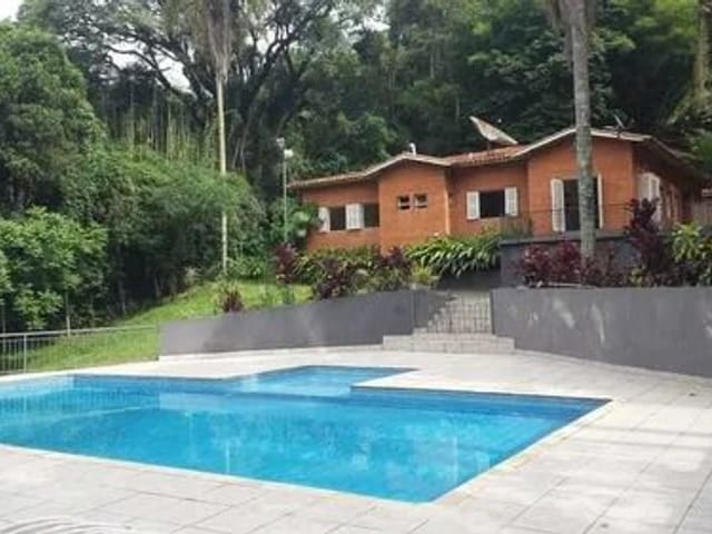 Chácara com 30000m² 6 quartos e 6 banheiros, à venda ou para alugar, no bairro Parque Mira Flores em Itapevi