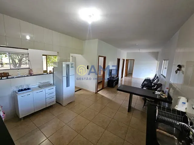 Chácara com 2160m² 3 quartos e 3 banheiros, à venda, no bairro Terra do Boi 2 em Hidrolândia