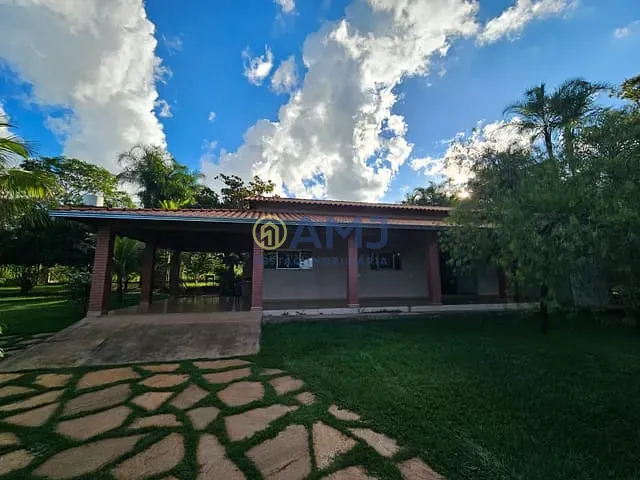 Chácara com 2160m² 3 quartos e 3 banheiros, à venda, no bairro Terra do Boi 2 em Hidrolândia