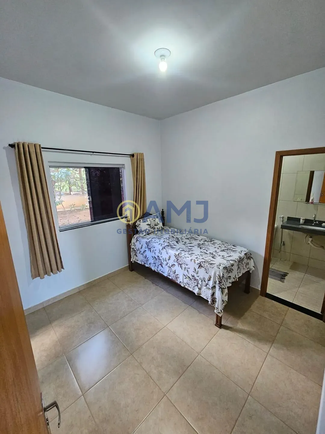 Sítio, 3 quartos, 2160 m² - Foto 9