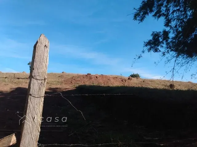 Chácara com 1050m² 1 quarto e 1 banheiro, à venda, no bairro Tataúba em Caçapava