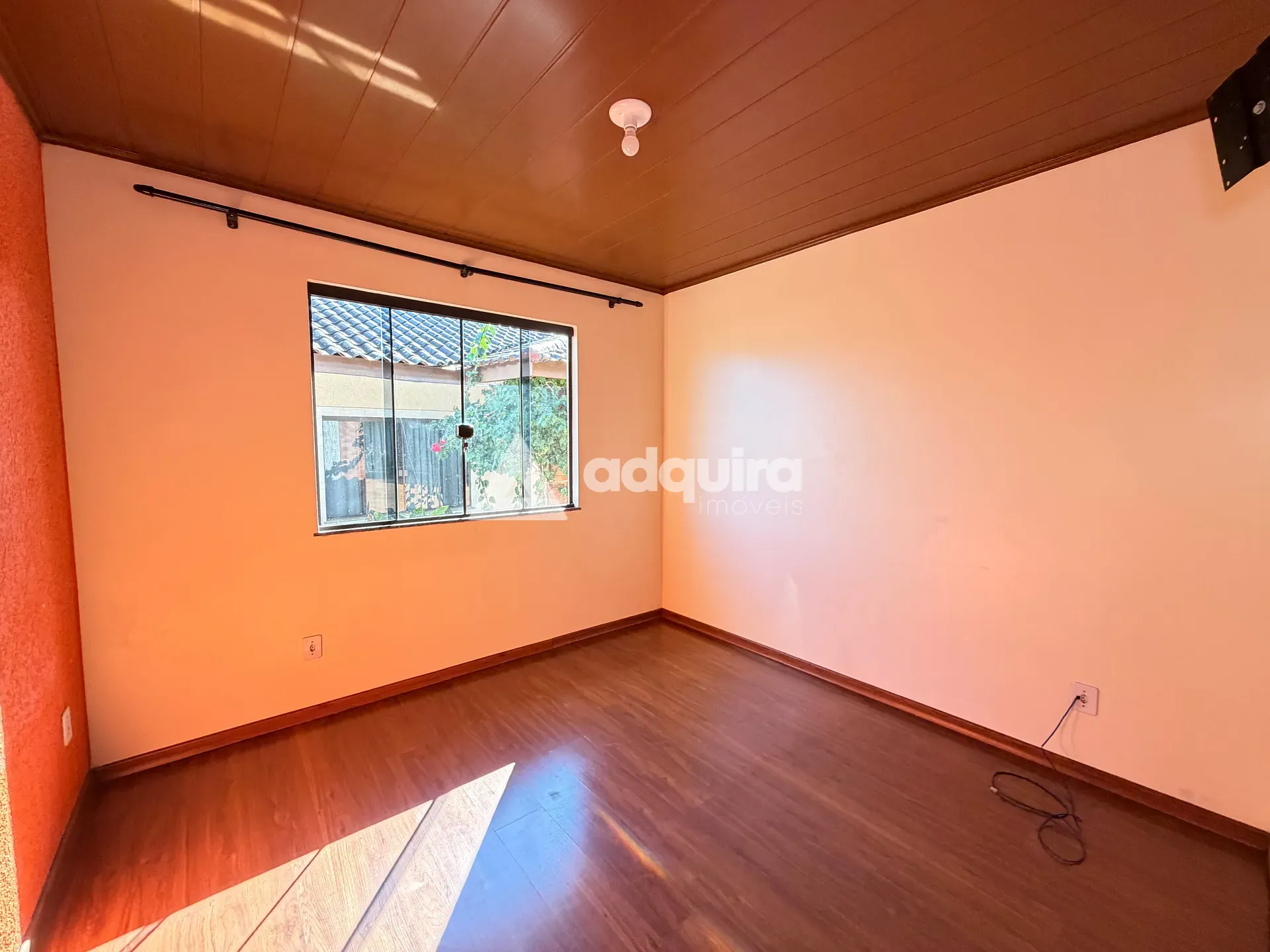 Chácara, 3 quartos, 1813 m² - Foto 8