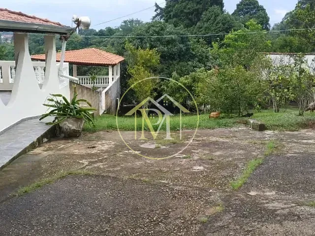 Chácara com 3900m² 3 quartos e 1 banheiro, à venda, no bairro Pavão (Canguera) em São Roque