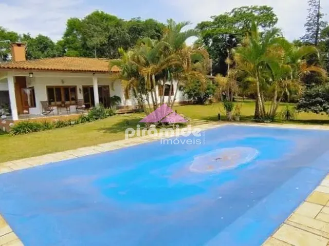 Chácara com 3160m² 4 quartos e 2 banheiros, à venda ou para alugar, no bairro Centro em Igaratá