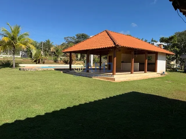 Chácara com 2016m² 6 quartos e 5 banheiros, à venda, no bairro Terra do Boi 2 em Hidrolândia