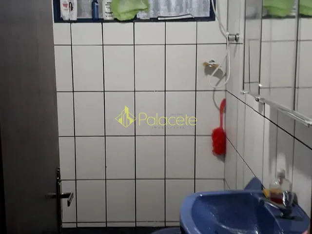 Chácara com 12200m² 2 quartos e 2 banheiros, à venda, no bairro Piracuama em Pindamonhangaba