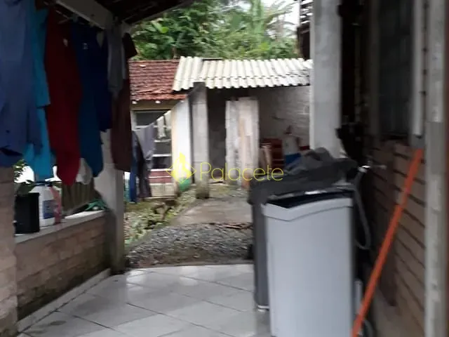 Chácara com 12200m² 2 quartos e 2 banheiros, à venda, no bairro Piracuama em Pindamonhangaba