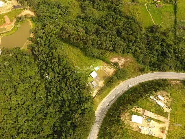 Chácara com 28m² 3 quartos e 3 banheiros, à venda, no bairro . em Piedade