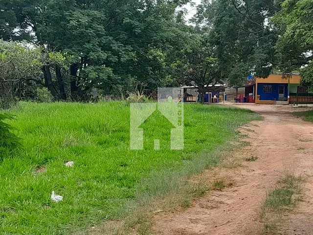 Chácara com 3500m² 2 quartos e 1 banheiro, à venda, no bairro Minas de Inhandjara em Itupeva