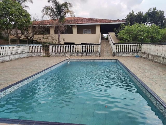 Chácara com 5000m² 6 quartos e 8 banheiros, à venda, no bairro Chácara Rincão em Cotia