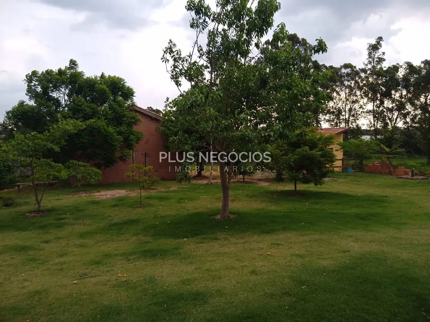 Sítio, 4 quartos, 10000 m² - Foto 20