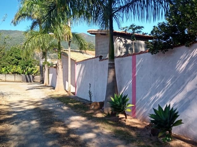 Chácara com 9400m² 7 quartos e 4 banheiros, à venda, no bairro Rodeio em Extrema