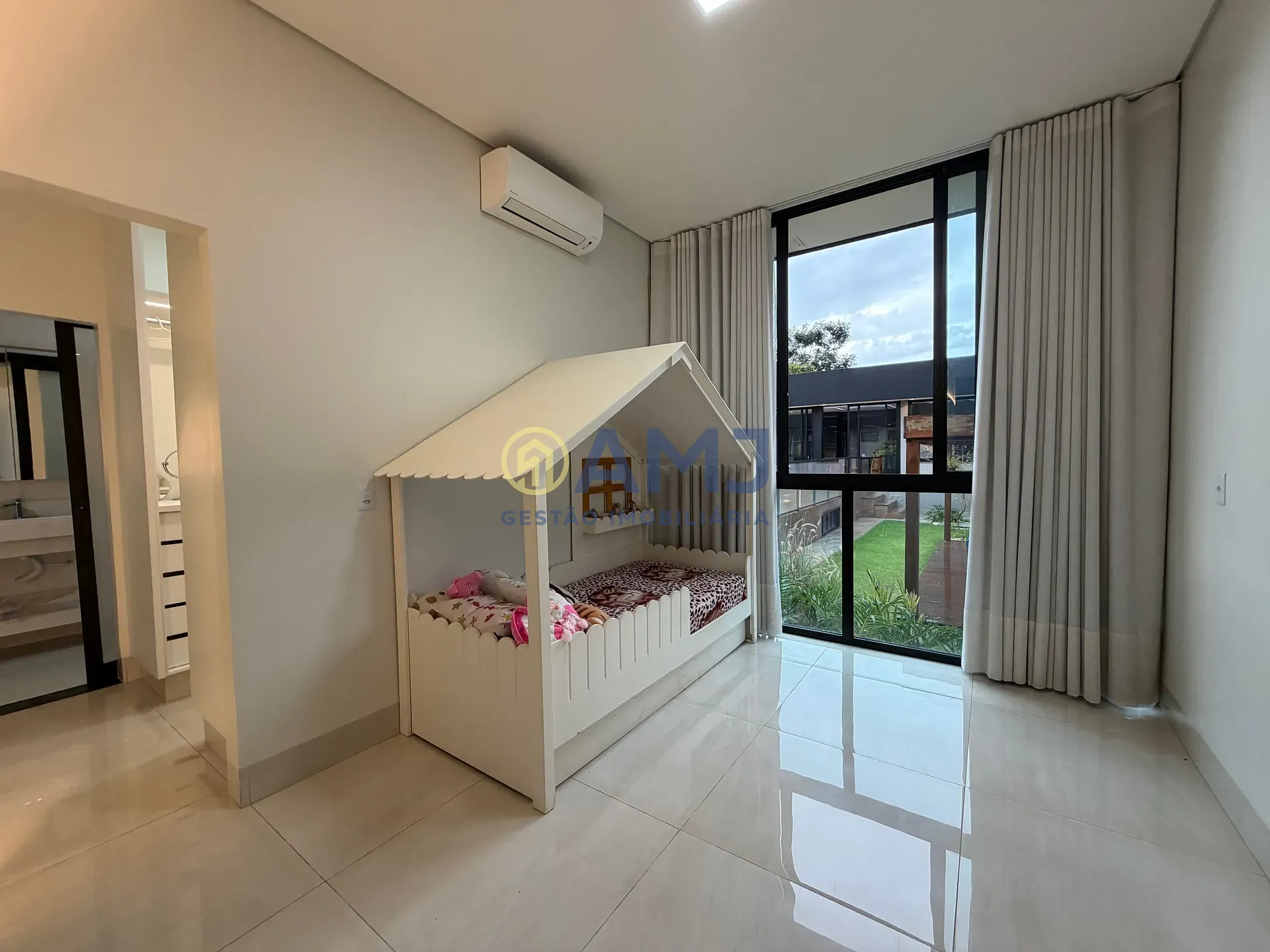 Sítio, 4 quartos, 2637 m² - Foto 9