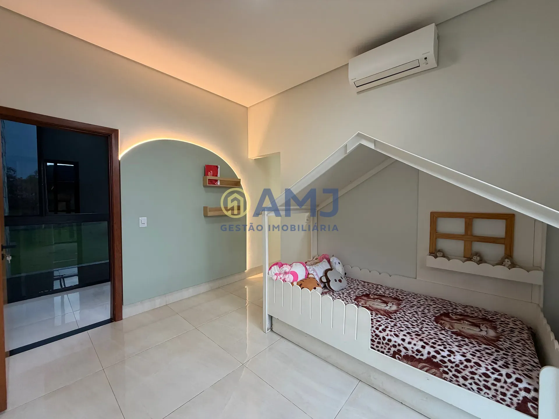 Sítio, 4 quartos, 2637 m² - Foto 11