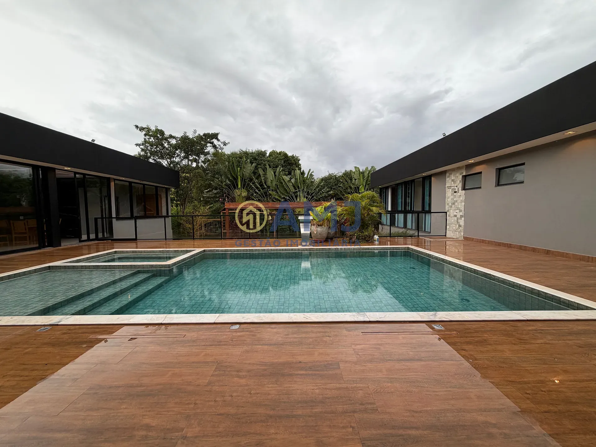 Sítio, 4 quartos, 2637 m² - Foto 2