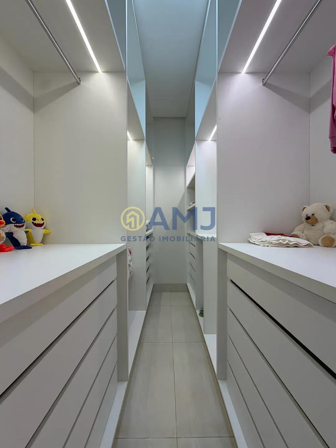 Sítio, 4 quartos, 2637 m² - Foto 10