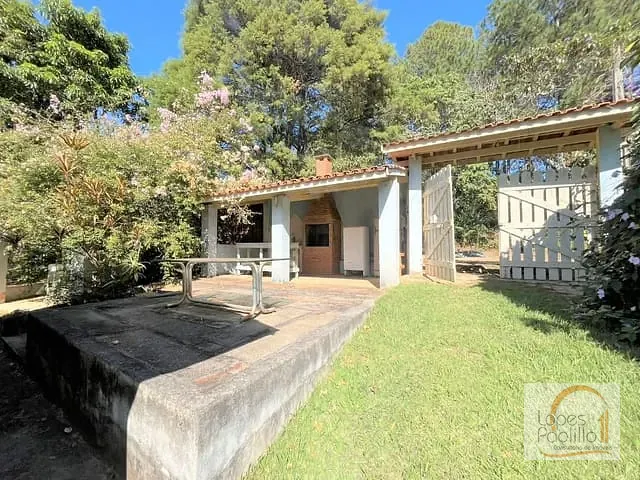 Chácara com 1457m² 1 quarto e 1 banheiro, à venda, no bairro Jardim Solaris em Atibaia