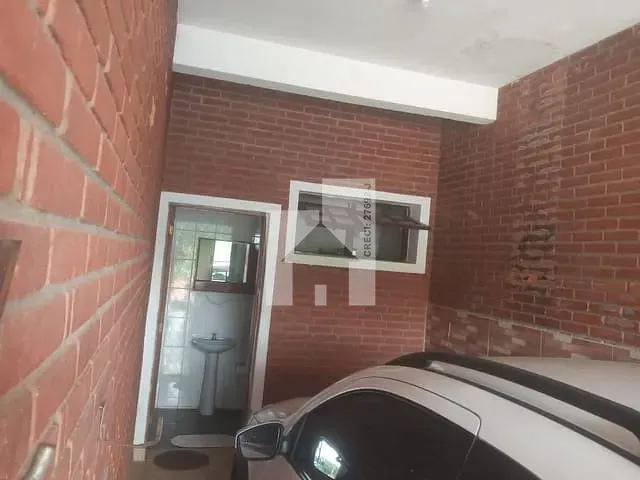 Chácara com 500m² 1 quarto e 1 banheiro, à venda, no bairro Ivoturucaia em Jundiaí