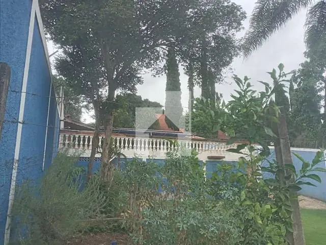 Chácara com 500m² 1 quarto e 1 banheiro, à venda, no bairro Ivoturucaia em Jundiaí