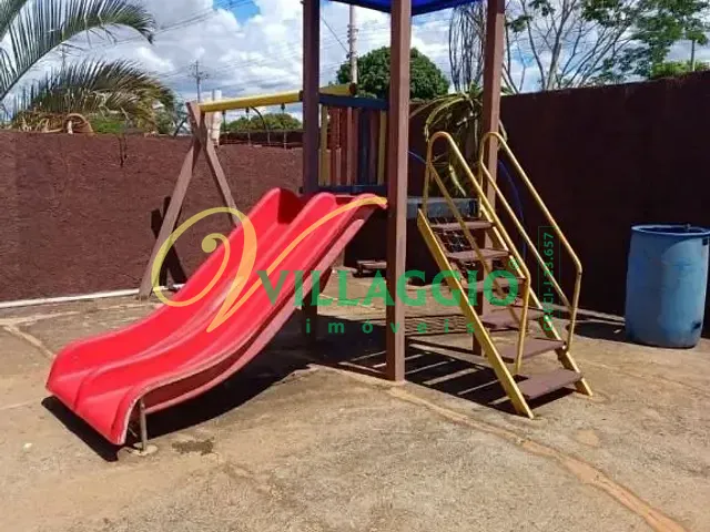 Chácara com 500m² 3 quartos e 2 banheiros, à venda, no bairro Estância Santa Clara (Zona Rural) em São José do Rio Preto