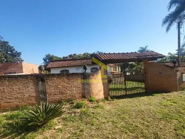 Chácara com 1000m² 2 quartos e 2 banheiros, à venda, no bairro Portal São Marcelo em Bragança Paulista