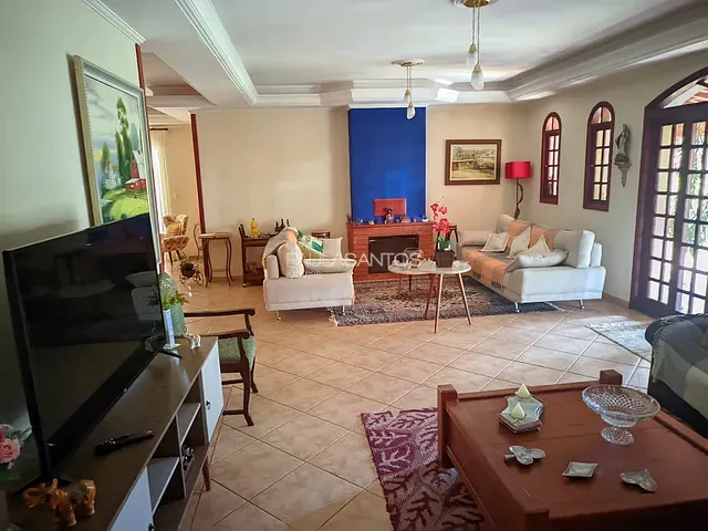 Chácara com 2189m² 5 quartos e 6 banheiros, à venda, no bairro Nova Aracoiaba em Araçoiaba da Serra