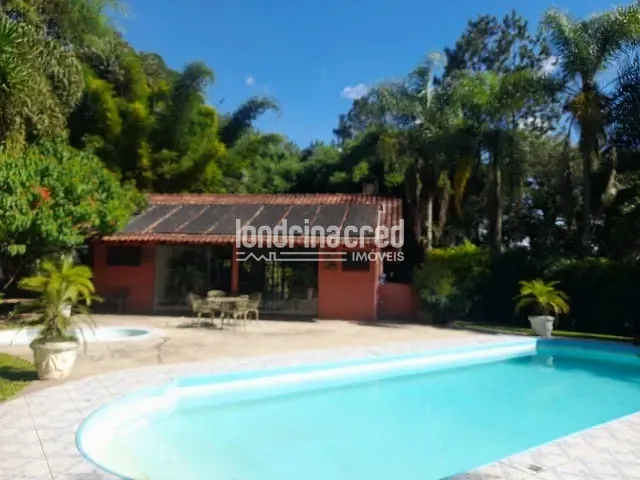 Chácara com 12000m², à venda, no bairro Vila Santa Cruz em Castro