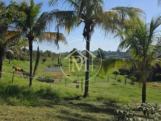 Chácara com 30000m² 2 quartos e 2 banheiros, à venda, no bairro Centro em Porangaba